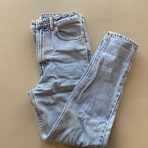 Zara high rise mom jeans size 2